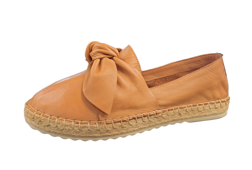 Fashion sports shoes