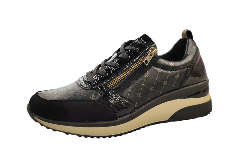 Fashion sports shoes