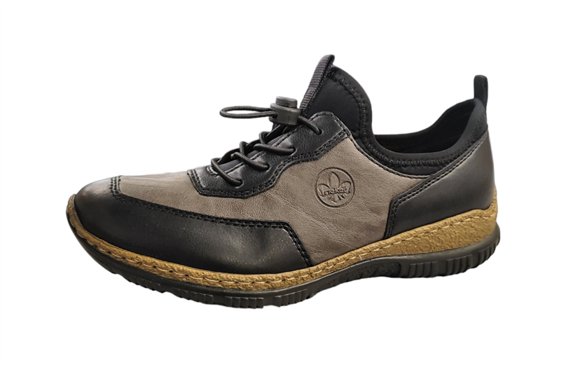 Fashion sports shoes