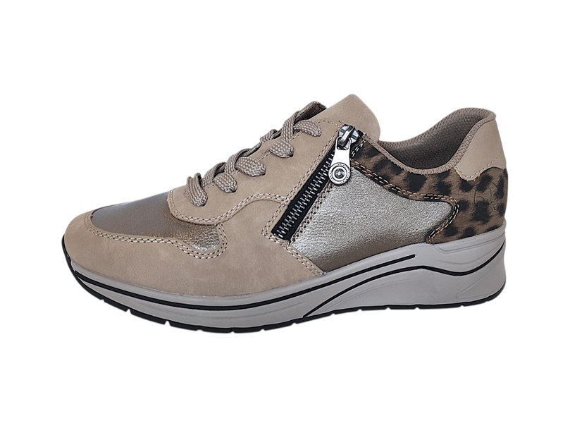 Fashion sports shoes