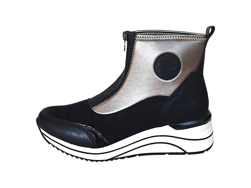 Ankle boots