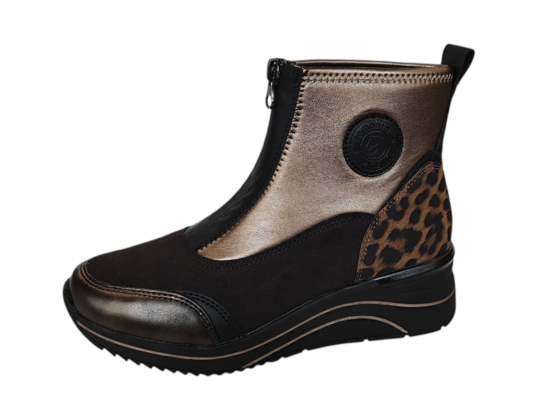 Ankle boots