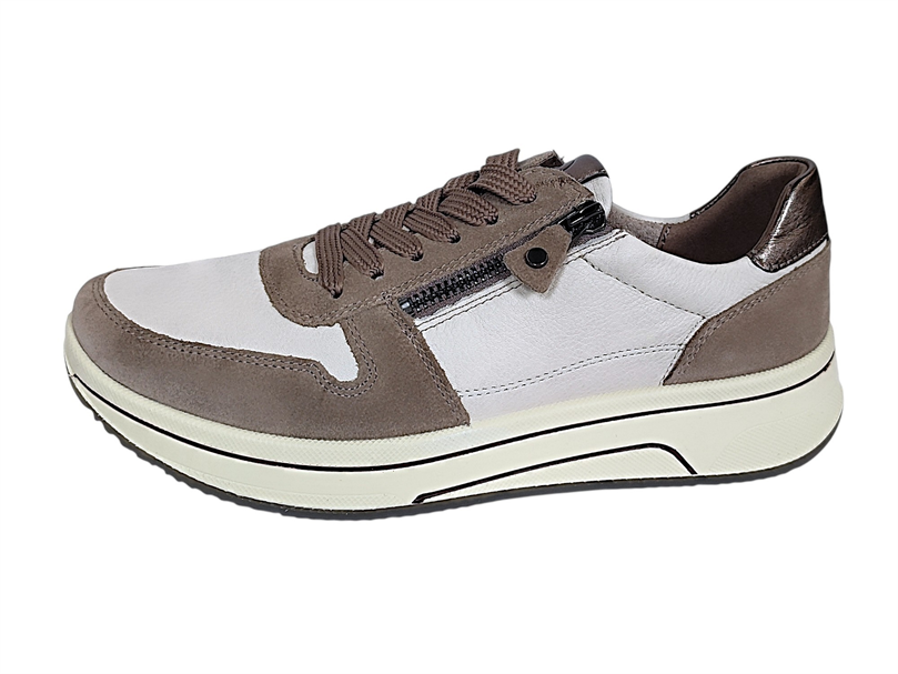 Fashion sports shoes