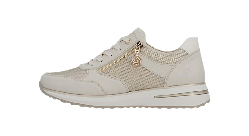 Fashion sports shoes