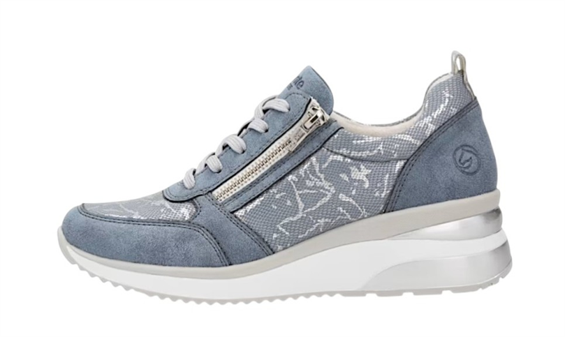 Fashion sports shoes