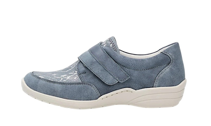 Fashion sports shoes